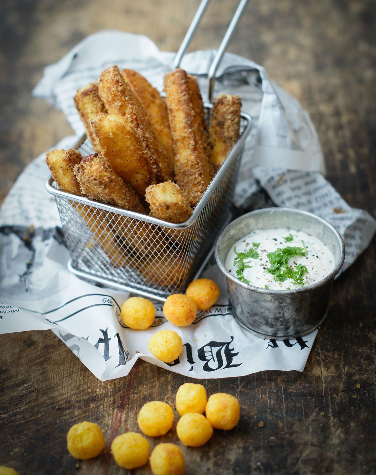 Halloumi fries panerade i ostbågar