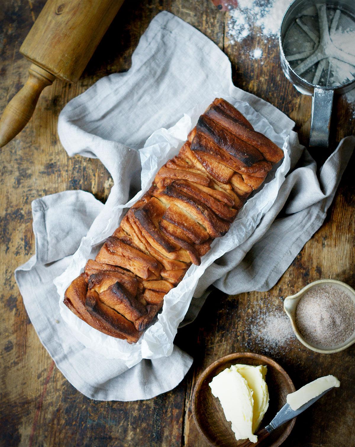 "Dra isär" kanelbulle­­limpa